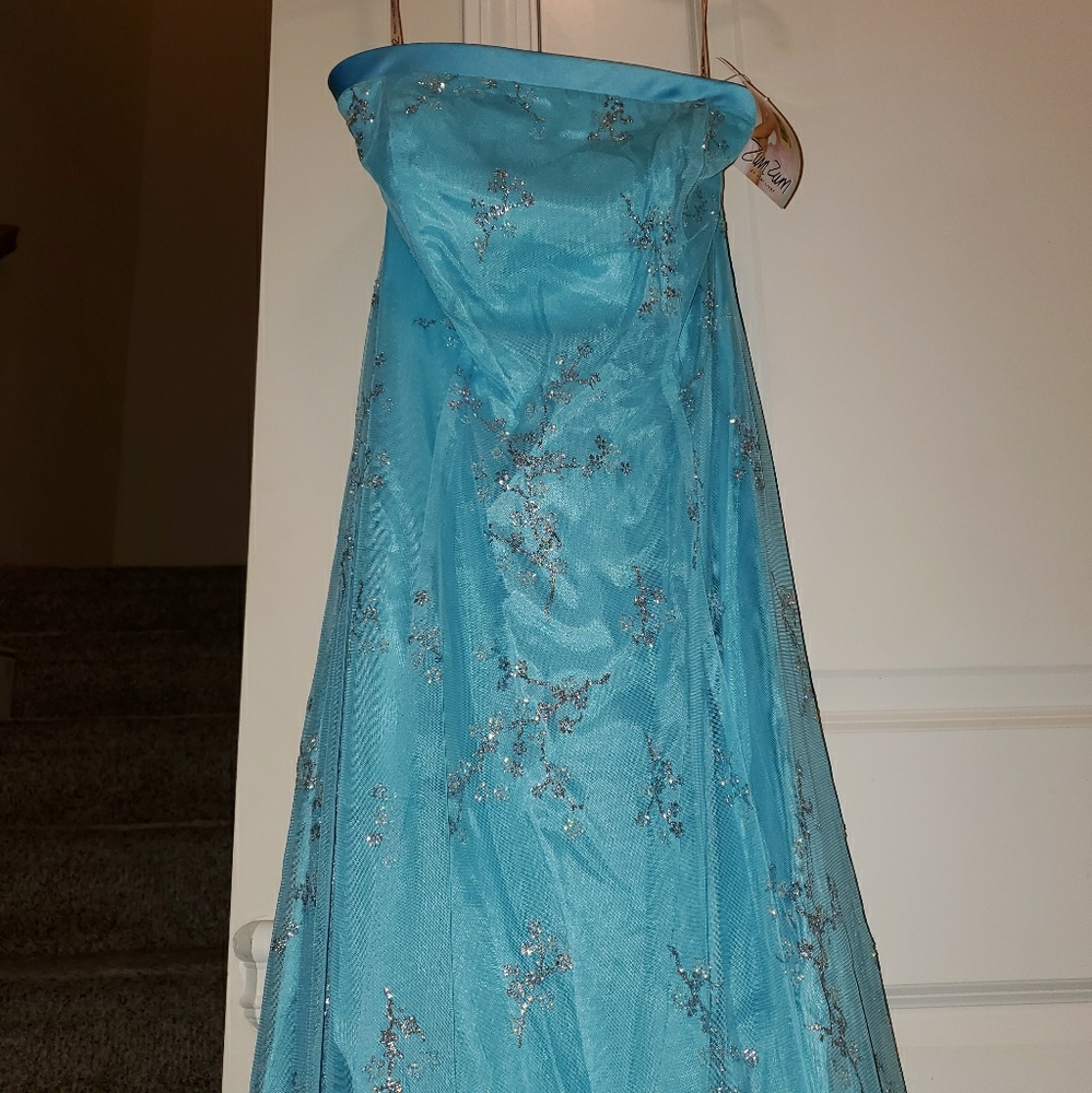 Strapless Dress - NEW WITH TAGS!!